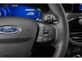 Ford Kuga thumbnail 36
