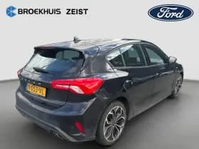 Ford Focus thumbnail 3