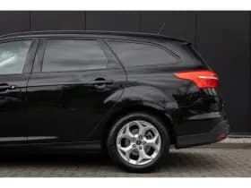 Ford Focus thumbnail 12