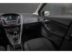 Ford Focus thumbnail 35