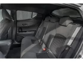 Toyota C-HR thumbnail 12