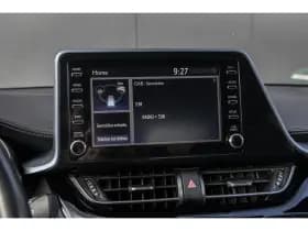 Toyota C-HR thumbnail 17