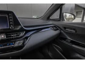 Toyota C-HR thumbnail 29
