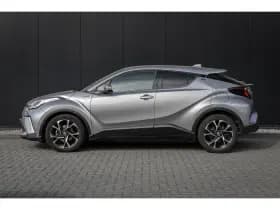 Toyota C-HR thumbnail 9