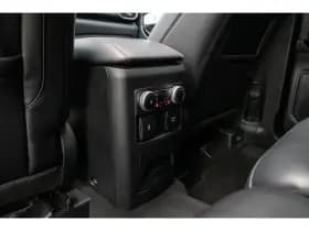 Ford Explorer thumbnail 25