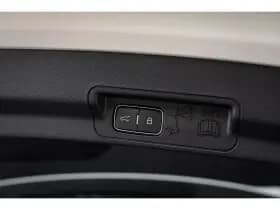 Ford Explorer thumbnail 28