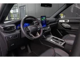 Ford Explorer thumbnail 10