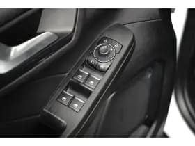 Ford Kuga thumbnail 30