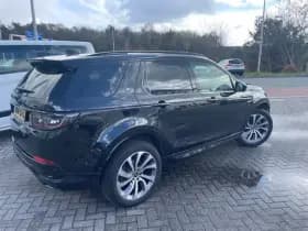 Land Rover Discovery Sport thumbnail 2