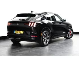 Ford Mustang Mach-E thumbnail 9
