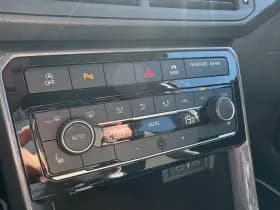 Volkswagen T-Cross thumbnail 9