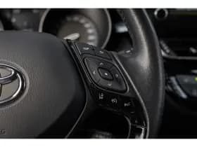 Toyota C-HR thumbnail 18