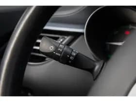 Toyota C-HR thumbnail 33
