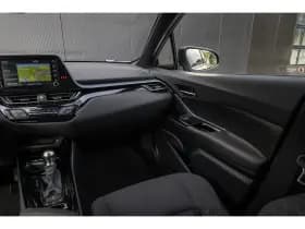 Toyota C-HR thumbnail 37