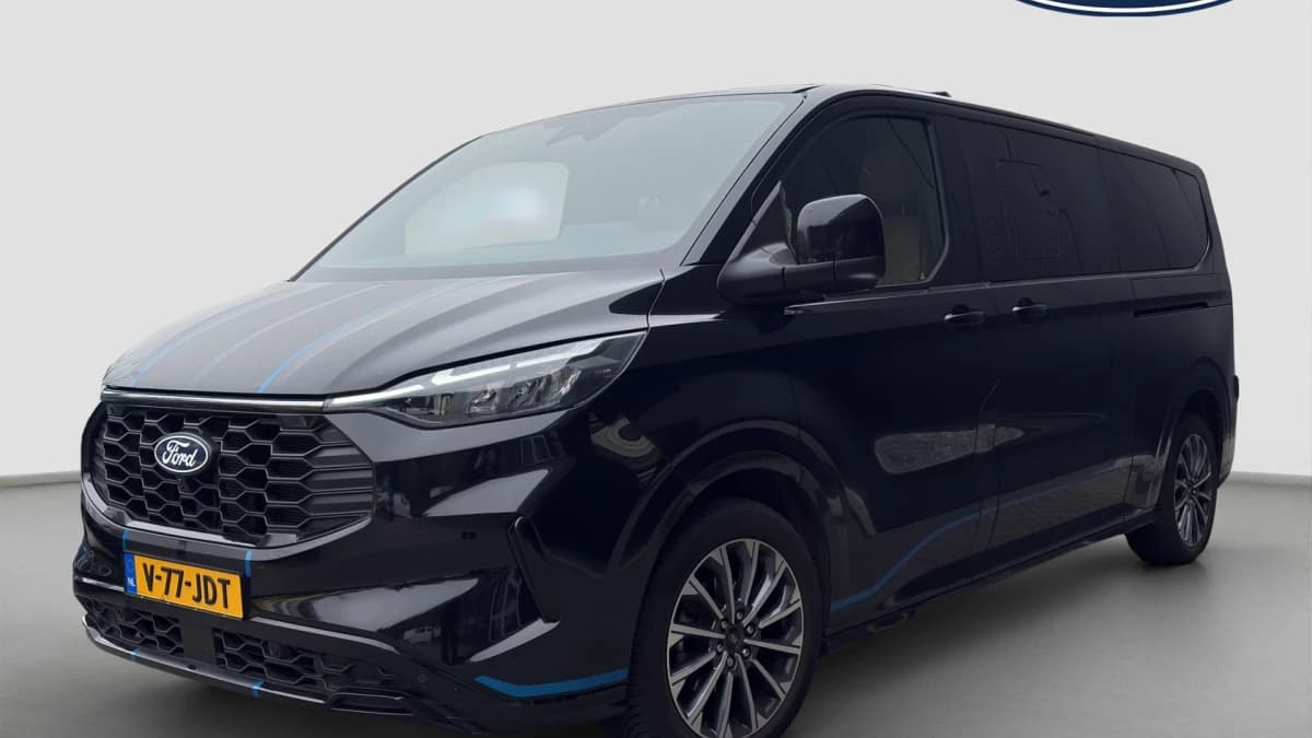 Ford Transit Custom — foto 1