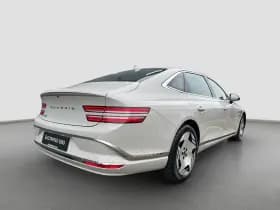 Genesis G80 thumbnail 5