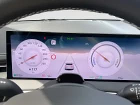 Genesis GV70 thumbnail 23