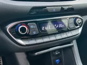 Hyundai i30 thumbnail 25