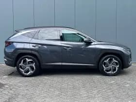 Hyundai Tucson thumbnail 3