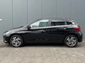 Hyundai i20 thumbnail 2