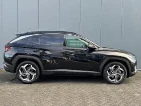 Hyundai Tucson thumbnail 3