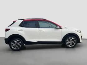 Kia Stonic thumbnail 4