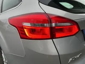 Ford Focus thumbnail 10