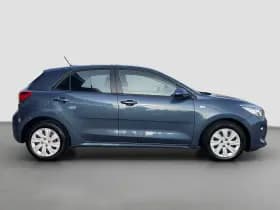 Kia Rio thumbnail 4