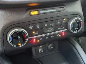 Ford Kuga thumbnail 31