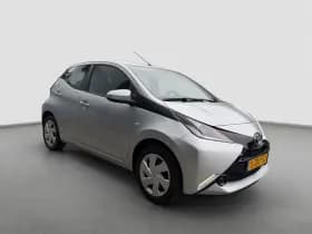 Toyota Aygo thumbnail 2