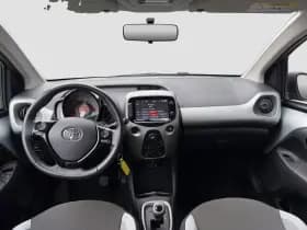 Toyota Aygo thumbnail 13