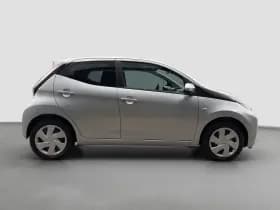 Toyota Aygo thumbnail 4