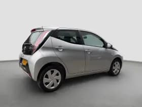 Toyota Aygo thumbnail 6