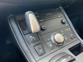 Lexus CT thumbnail 26