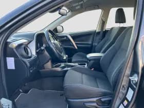 Toyota RAV4 thumbnail 14