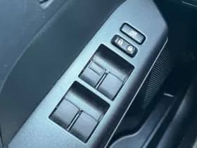 Toyota RAV4 thumbnail 16