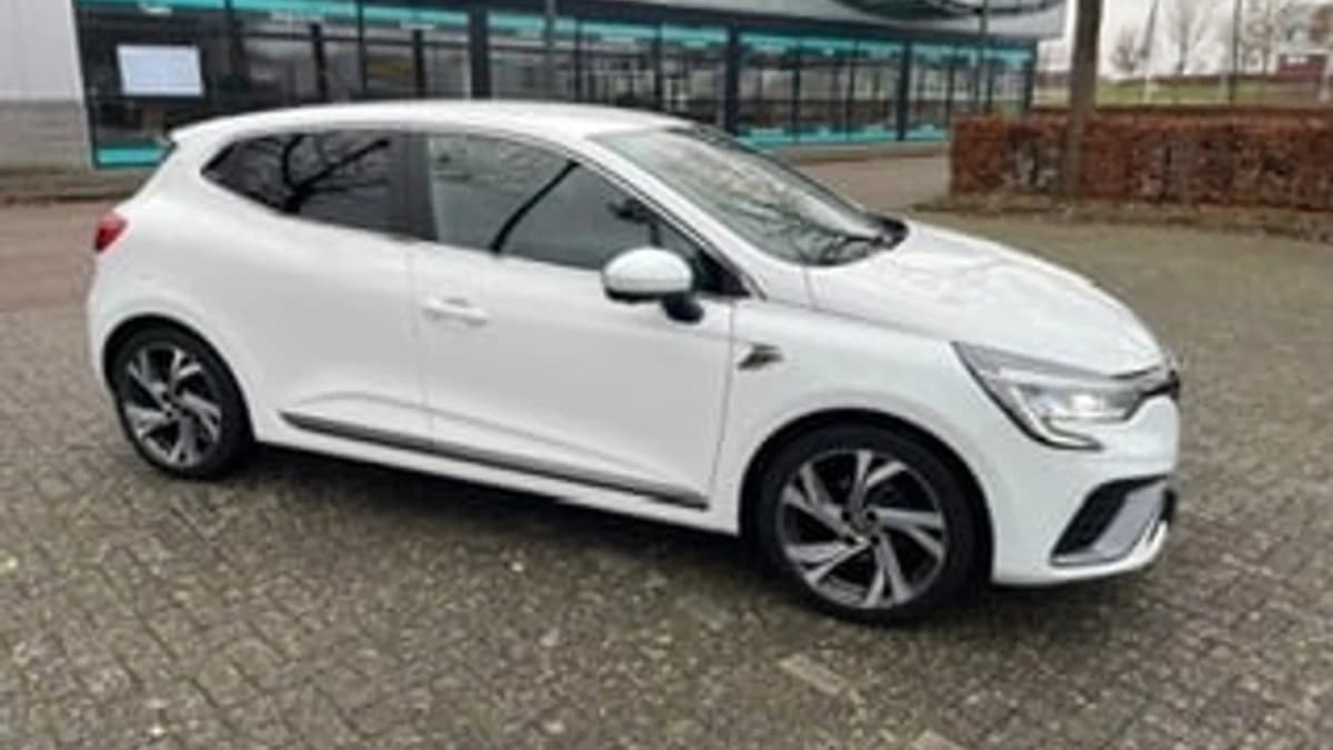 Renault Clio — foto 1