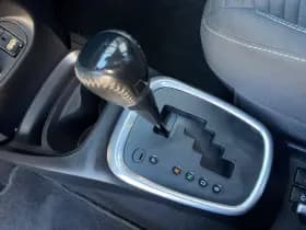 Toyota Yaris thumbnail 31