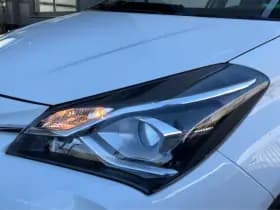 Toyota Yaris thumbnail 9
