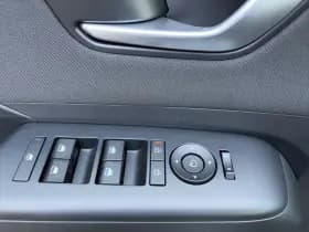 Hyundai Kona Electric thumbnail 15