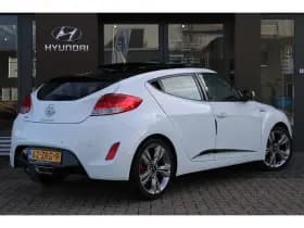 Hyundai Veloster thumbnail 2