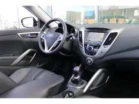 Hyundai Veloster thumbnail 25