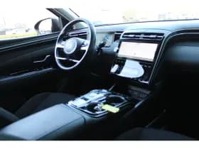 Hyundai Tucson thumbnail 3