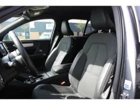 Volvo XC40 thumbnail 9