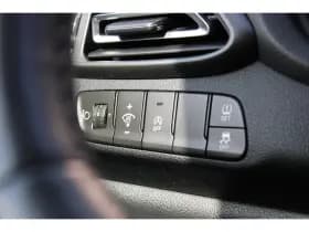 Hyundai i30 thumbnail 18