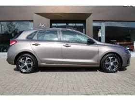 Hyundai i30 thumbnail 6