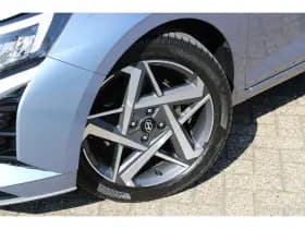 Hyundai i20 thumbnail 4