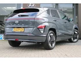 Hyundai Kona Electric thumbnail 2