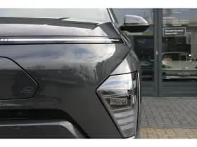 Hyundai Kona Electric thumbnail 5