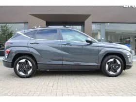 Hyundai Kona Electric thumbnail 7